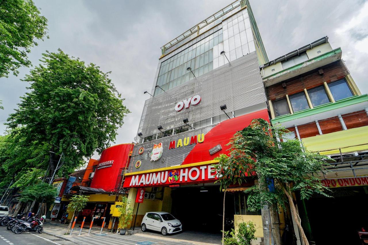 Maumu Hotel & Lounge سورابايا المظهر الخارجي الصورة