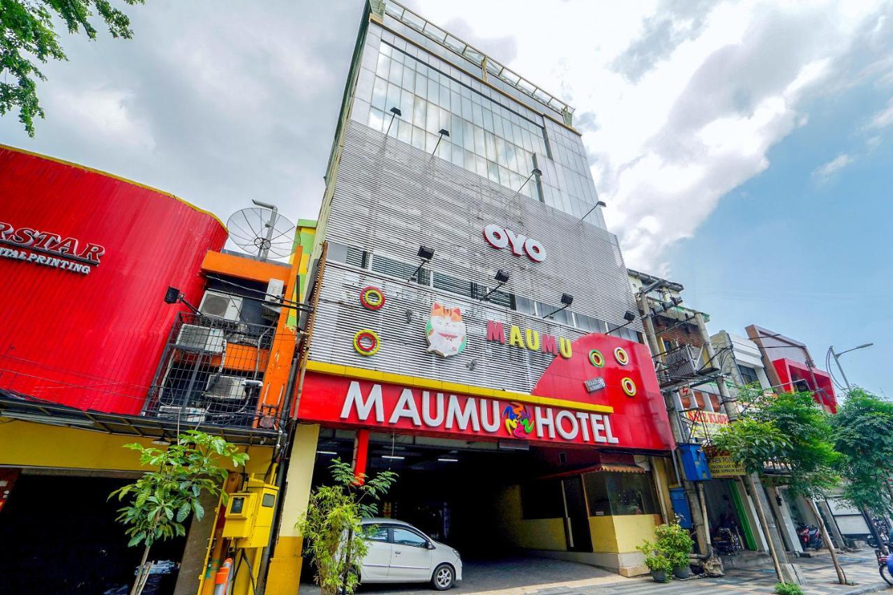 Maumu Hotel & Lounge سورابايا المظهر الخارجي الصورة